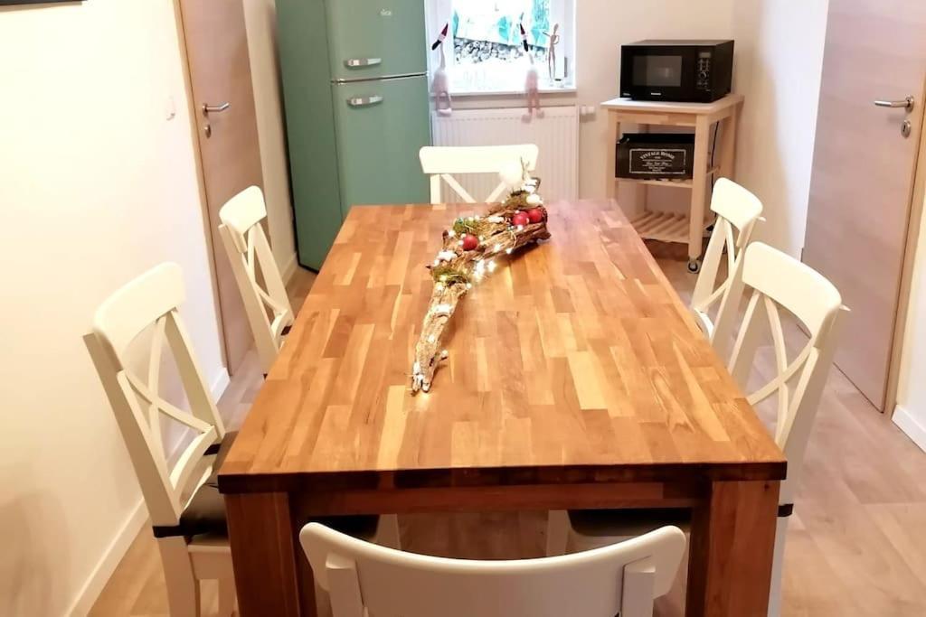 Apartment Im Lehm-fachwerkhaus Mit 3 Einzelnen Schlafzimmern Je Mit Tv *