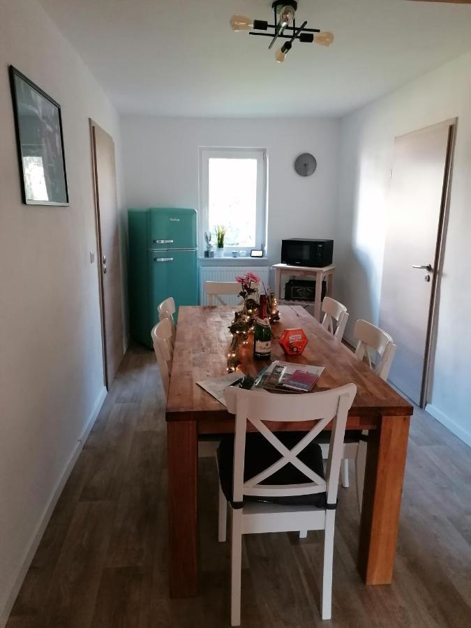 Im Lehm-fachwerkhaus Mit 3 Einzelnen Schlafzimmern Je Mit Tv * Erfurt